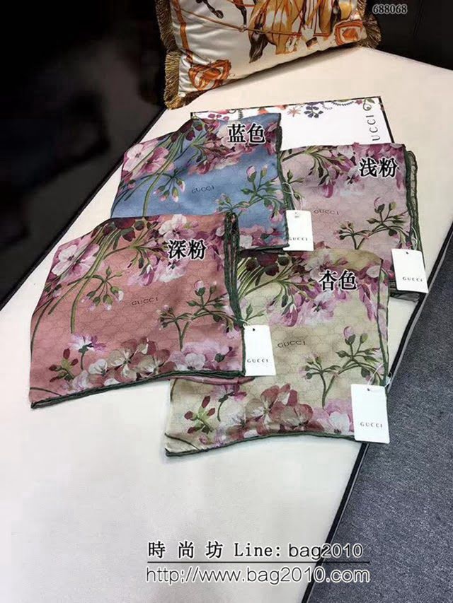 GUCCI古馳經典款 天竺葵雙層雙面印花蠶絲長圍巾 688068 LLWJ6505